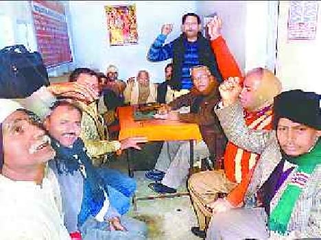 The picket-performance roadways staff